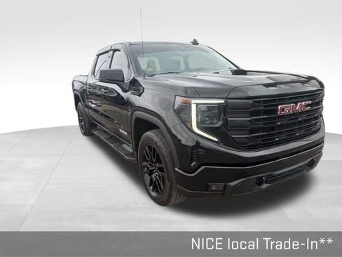 Used 2022 GMC Sierra 1500 Elevation image 3