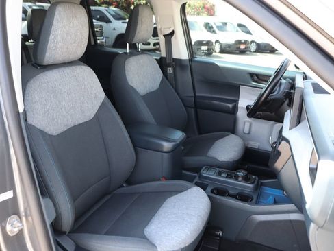 Used 2025 Ford Maverick XLT w/ XLT Luxury Package FWD image 37
