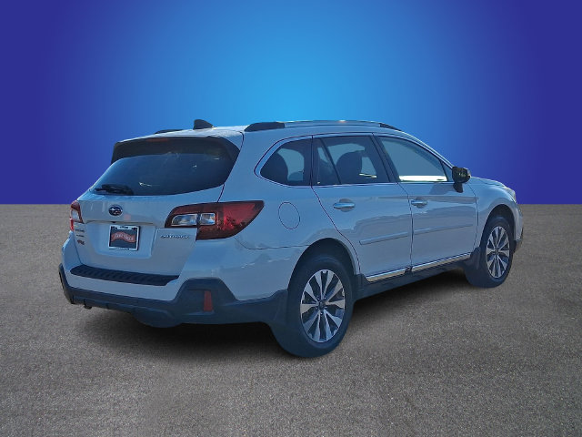 Used 2019 Subaru Outback 2.5i Touring AWD/4WD image 4