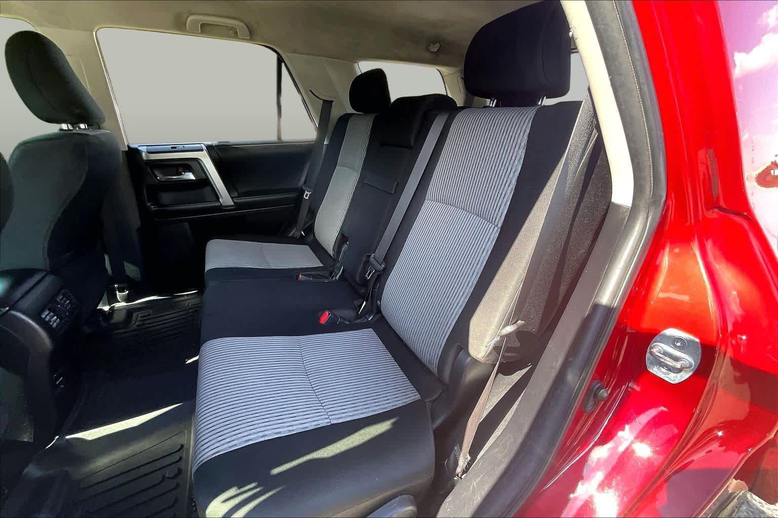 Used 2017 Toyota 4Runner SR5 RWD image 20