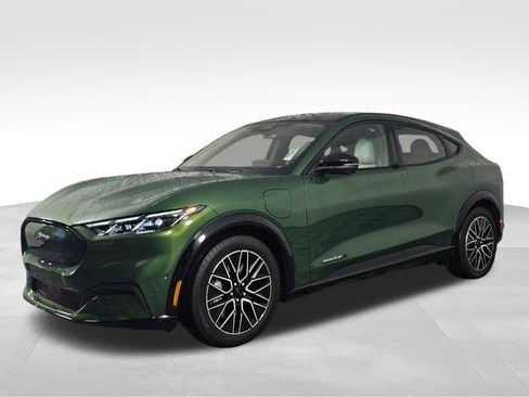 Used 2024 Ford Mustang Mach-E Premium image 3