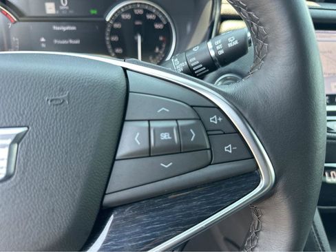 Used 2024 Cadillac XT5 Premium Luxury image 23