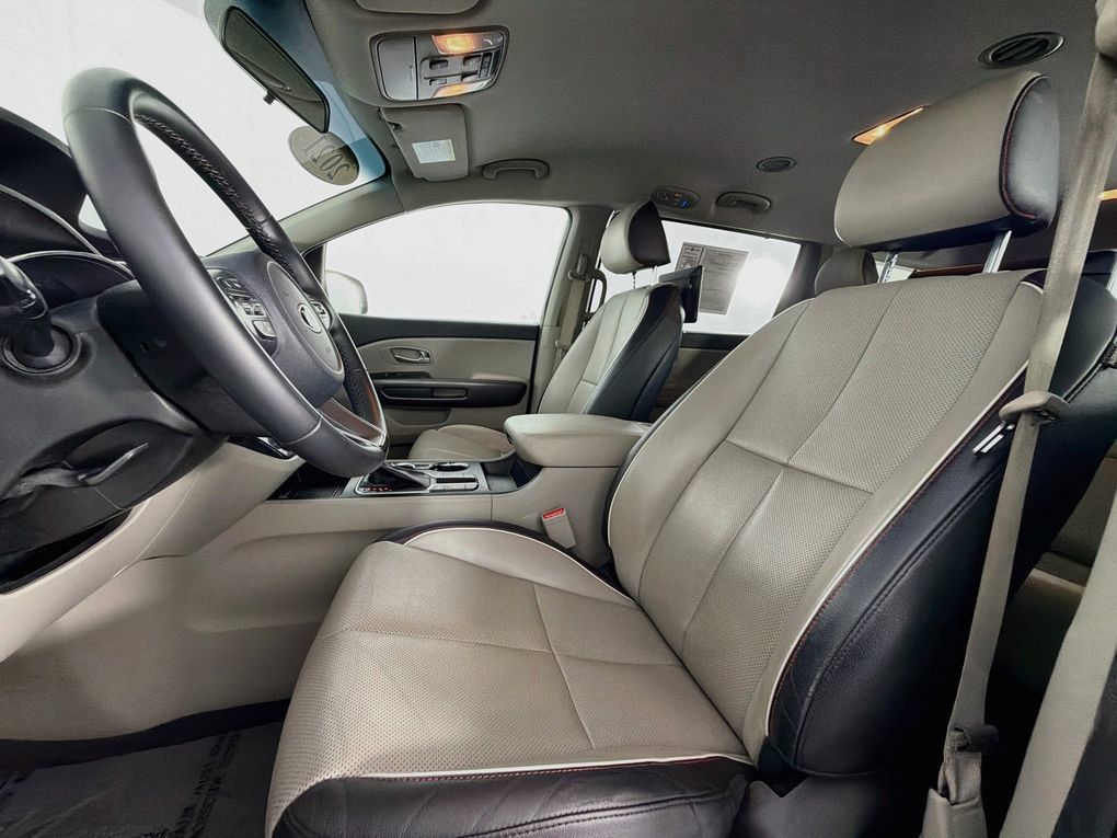 Used 2021 Kia Sedona EX FWD image 31