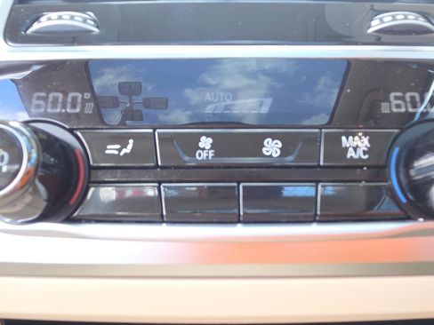 Used 2017 BMW 750i 750i image 22