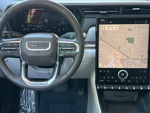Used 2026 GMC Terrain Denali AWD/4WD image 14