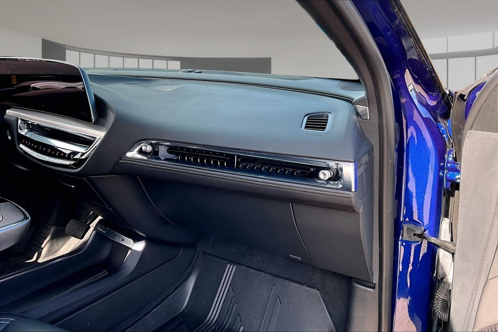 Used 2024 Cadillac Lyriq Sport w/ LPO, Floor Liner Package AWD/4WD image 16