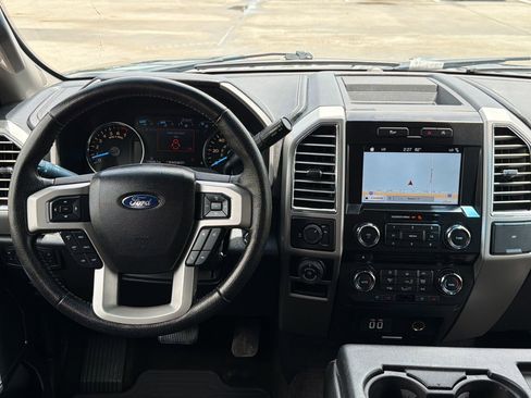 Used 2016 Ford F150 Lariat w/ Trailer Tow Package RWD image 28