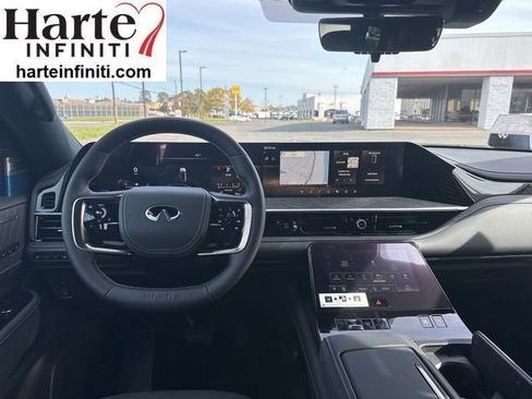 New 2026 INFINITI QX80 Autograph w/ Premium Cargo Package image 11