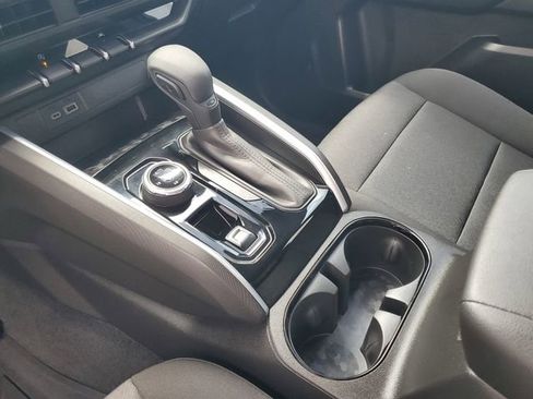 Used 2023 Chevrolet Colorado Trail Boss AWD/4WD image 19
