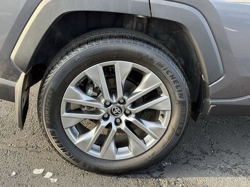 Certified 2024 Toyota RAV4 XLE Premium image 11