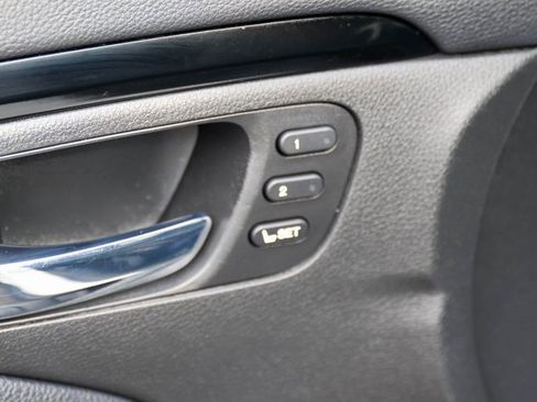 Used 2022 Honda Pilot Elite image 12