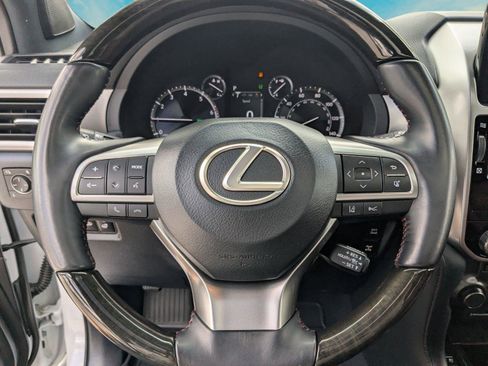 Certified 2023 Lexus GX 460 Premium w/ Premium Plus Package AWD/4WD image 8