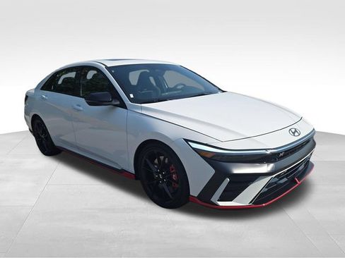 New 2026 Hyundai Elantra N FWD image 7
