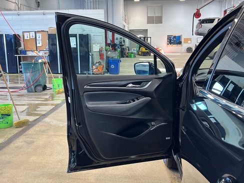 Used 2024 Buick Enclave Essence w/ Experience Buick Package image 10