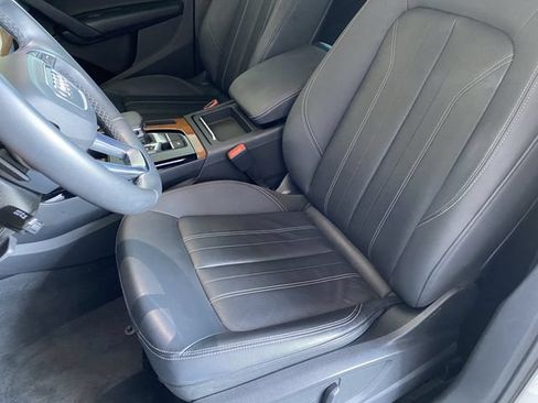 Used 2022 Audi Q5 2.0T Premium AWD/4WD image 17