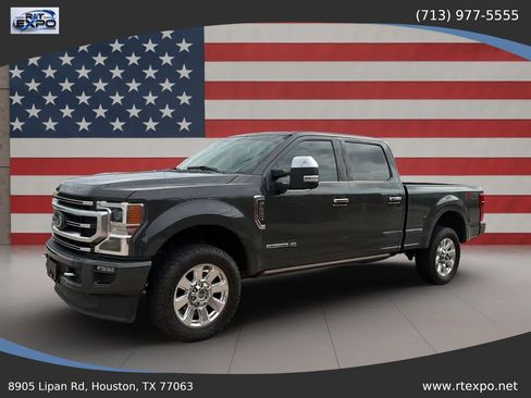 Used 2021 Ford F250 Platinum w/ FX4 Off-Road Package AWD/4WD image 4