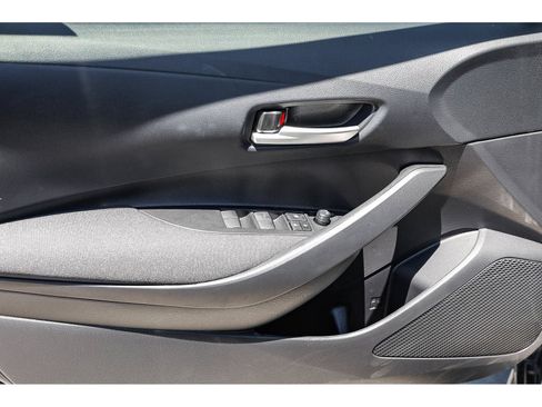 Used 2026 Toyota Corolla SE FWD image 21