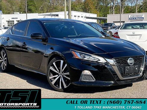 Used 2020 Nissan Altima 2.5 SR w/ Premium Package FWD image 1