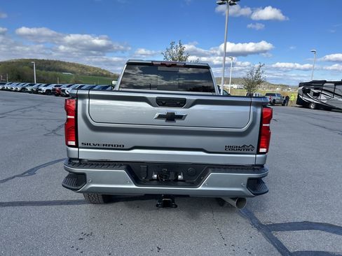 New 2026 Chevrolet Silverado 3500 High Country w/ Technology Package AWD/4WD image 6
