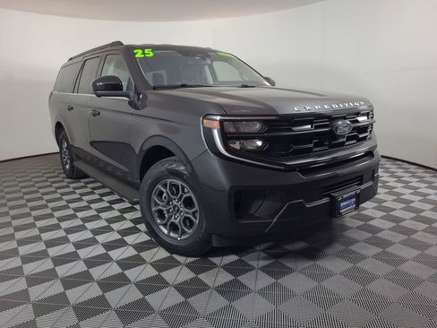Used 2025 Ford Expedition Max Active image 1