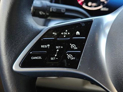 Certified 2025 Mercedes-Benz GLB 250 image 12