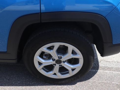 Used 2025 Jeep Compass Sport w/ Mopar Graphics Package AWD/4WD image 16