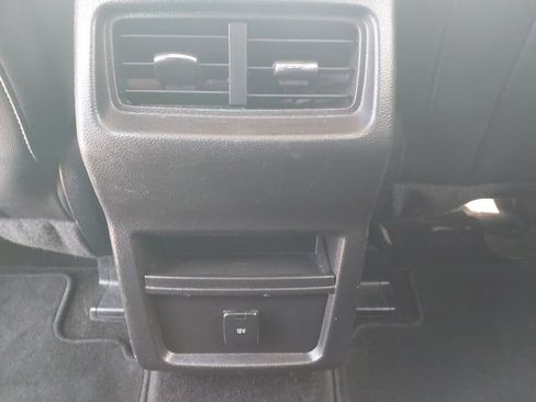 Used 2017 Ford Edge SEL w/ Equipment Group 201A FWD image 28