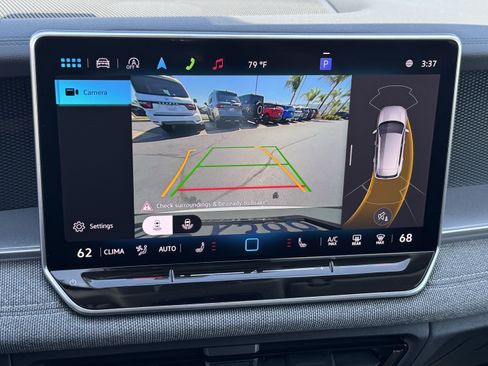 Certified 2025 Volkswagen Tiguan S FWD image 25