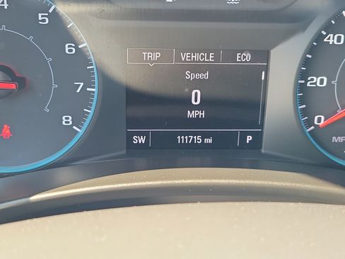 Used 2020 Chevrolet Equinox LS AWD/4WD image 22