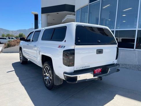 Used 2015 Chevrolet Silverado 1500 LTZ Z71 w/ LTZ Plus Package AWD/4WD image 4