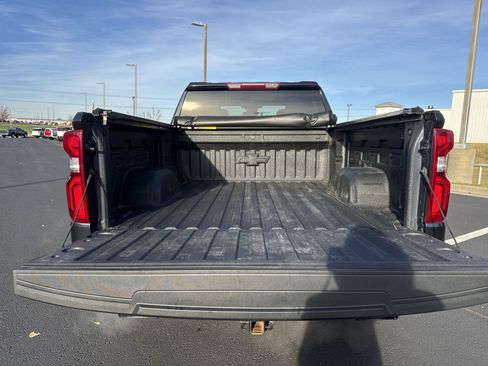 Used 2023 Chevrolet Silverado 1500 RST image 24