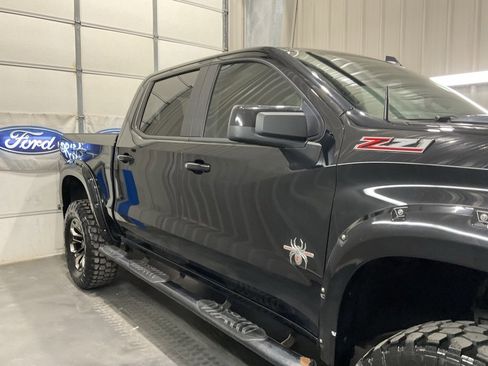 Used 2020 Chevrolet Silverado 1500 RST image 4