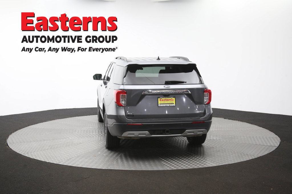 Used 2022 Ford Explorer XLT w/ Equipment Group 202A AWD/4WD image 41
