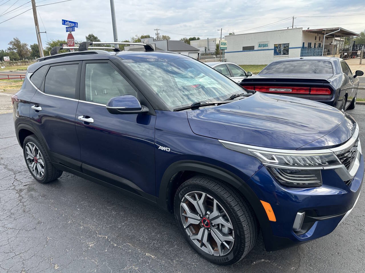 Used 2023 Kia Seltos SX AWD/4WD image 7