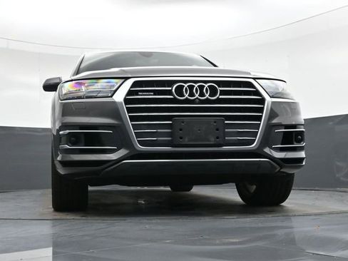 Used 2019 Audi Q7 3.0T Prestige image 39