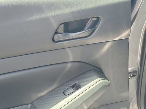 Used 2023 Nissan Altima 2.5 S FWD image 9