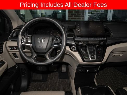 Used 2025 Honda Odyssey Elite image 5