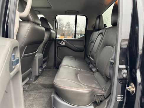 Used 2012 Nissan Frontier PRO-4X image 16