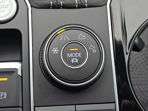 Used 2022 Volkswagen Atlas SE AWD/4WD image 26