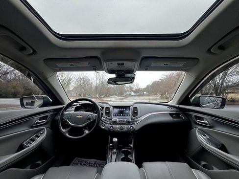 Used 2019 Chevrolet Impala Premier w/ Premier Confidence Package image 26