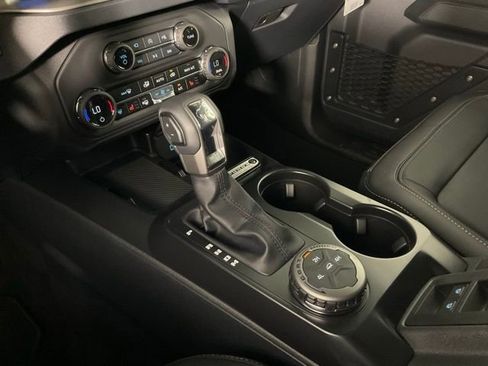New 2025 Ford Bronco Outer Banks image 18