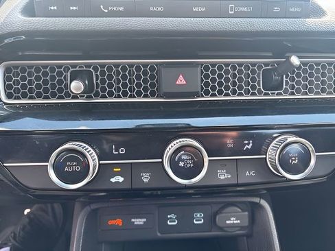 Used 2025 Honda Civic Sport image 16