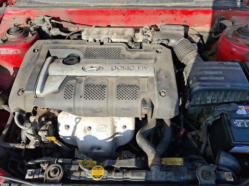 Used 2003 Hyundai Elantra GLS FWD image 26