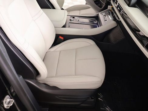 New 2026 Lincoln Aviator AWD image 14