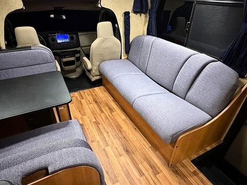 Used 2014 Ford E-450 and Econoline 450 Super Duty w/ Motorhome Prep Package RWD image 23