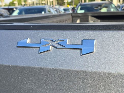 Used 2025 GMC Sierra 1500 Elevation w/ Preferred Package image 7