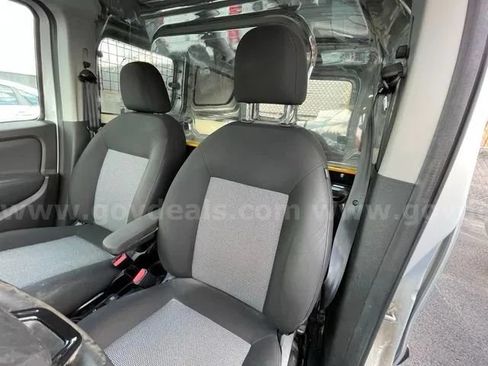 Used 2019 RAM ProMaster City Tradesman FWD image 18