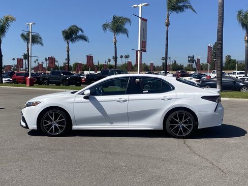 Certified 2023 Toyota Camry SE image 2