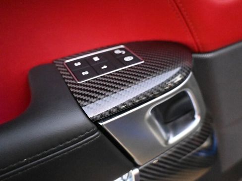 Used 2020 Land Rover Range Rover Sport SVR image 20