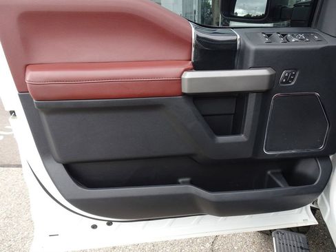 Used 2022 Ford F350 Platinum AWD/4WD image 14